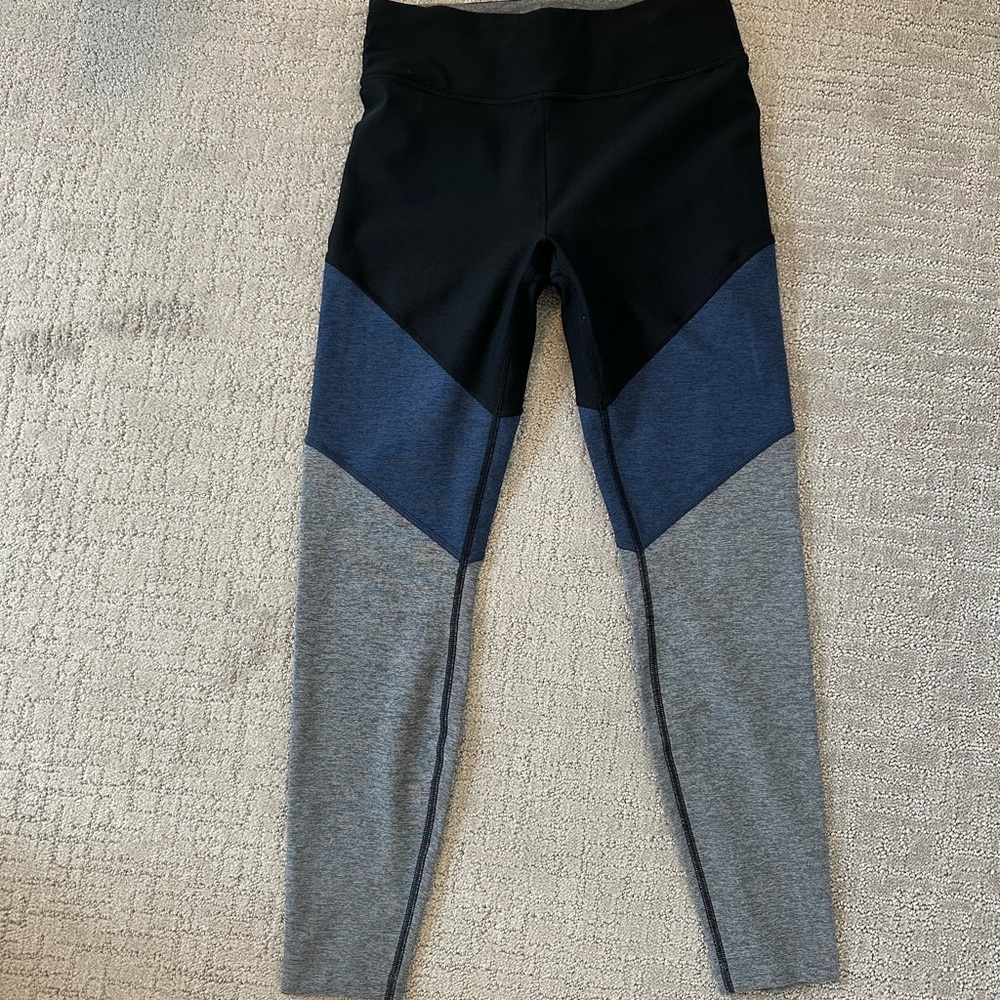 Outdoor Voices Black and Blue Color-Block Leggings